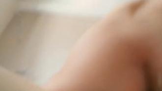  漂亮小姐姐《迟到小姐》和又老又胖粉丝啪啪 