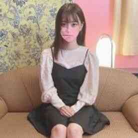 FC2-PPV-1560667 第一枪❤️ 白皙F罩杯JD ❤️ 看到眼前铺天盖地的美女，精子无限！ 【自拍】